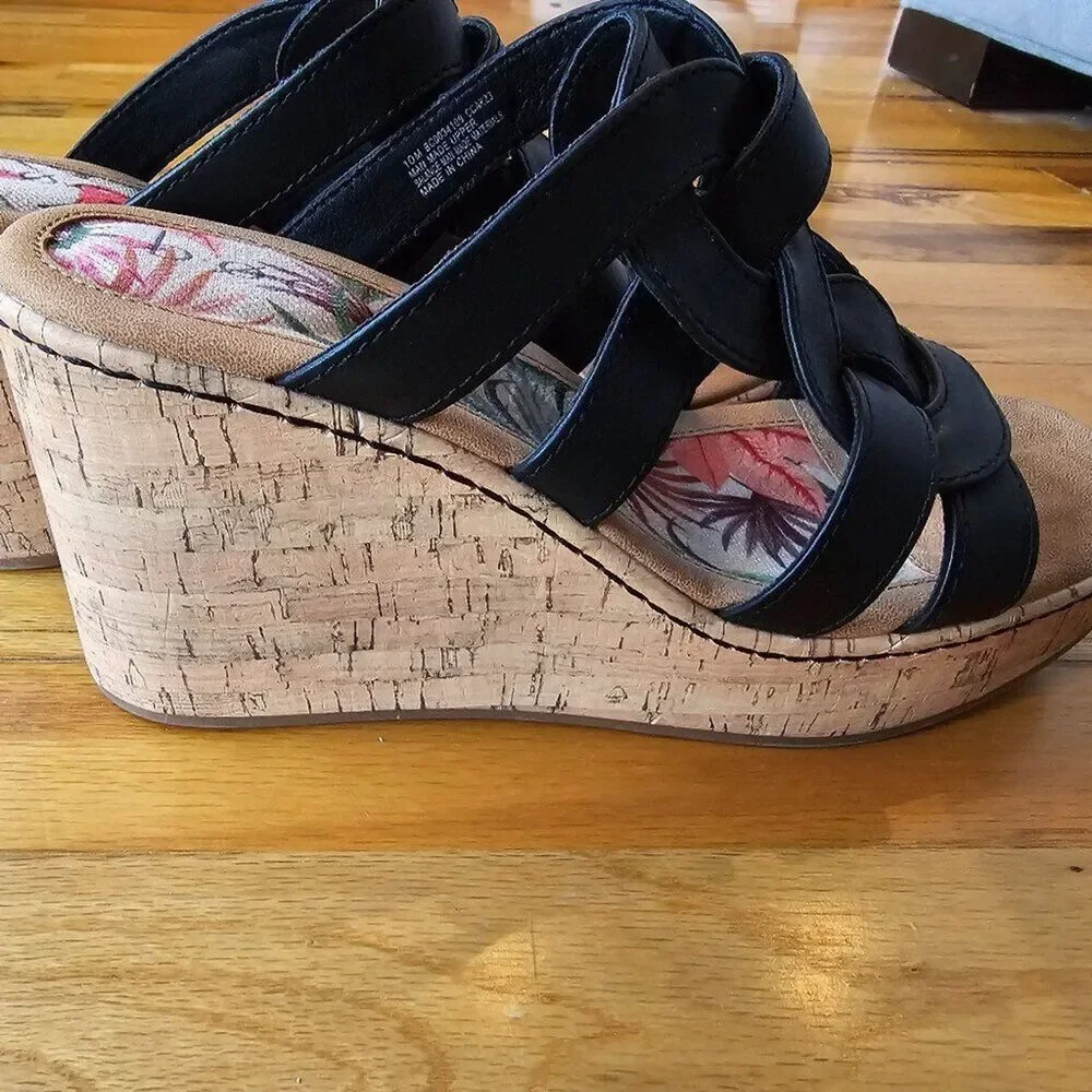B.O.C. Black Leather Cork Platform Wedge NEW Size 10
